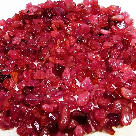 BURMA RED RUBY NATURAL LOOSE Rough Gemstones Unheated untreated Speciman 100ct - Picture 1 of 1